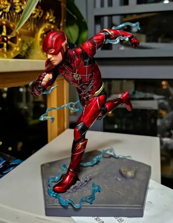 Flash Figura de 16cm da Liga da Justiça com Postura de Corrida - univershope